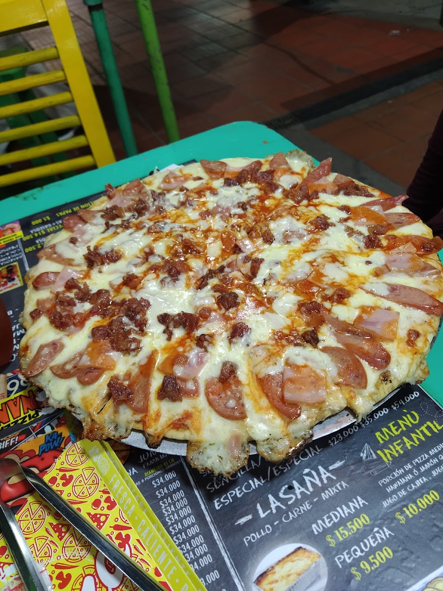 Nando's Pizza