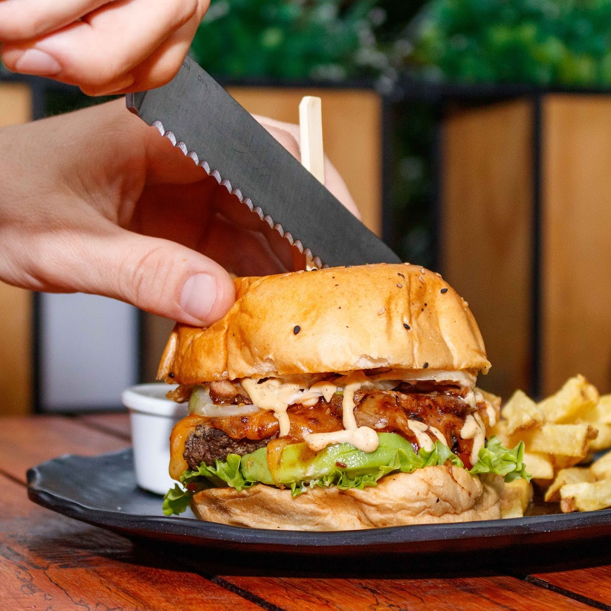 TREMENDA Burger & Grill