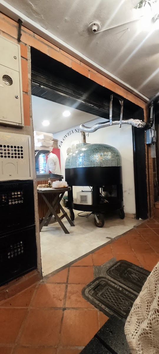 La Oveja Negra Pizzería