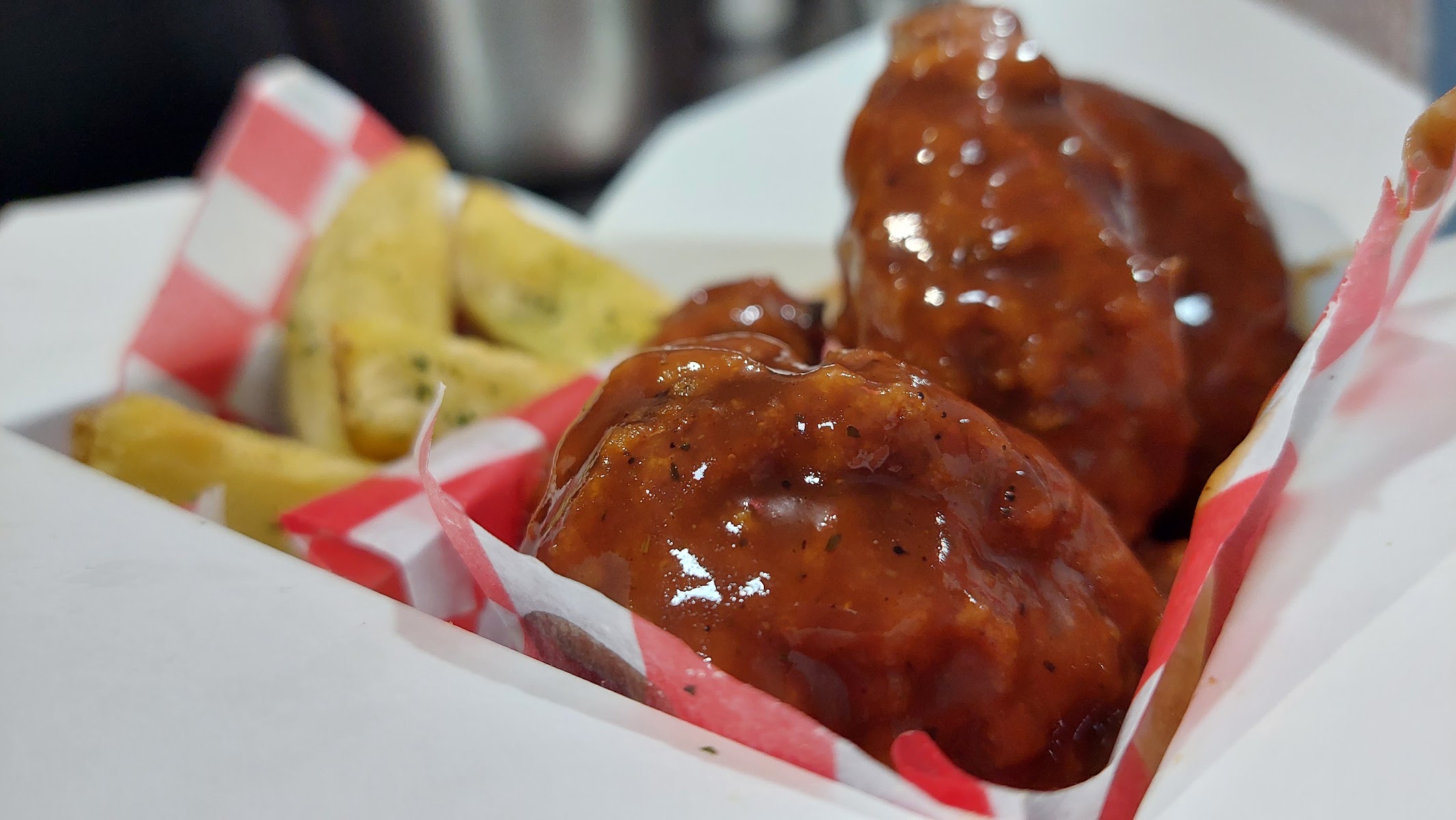 Special Wings Picacho
