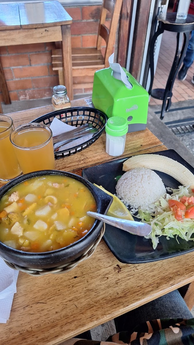 Parrilla Bar Son Y Sabor