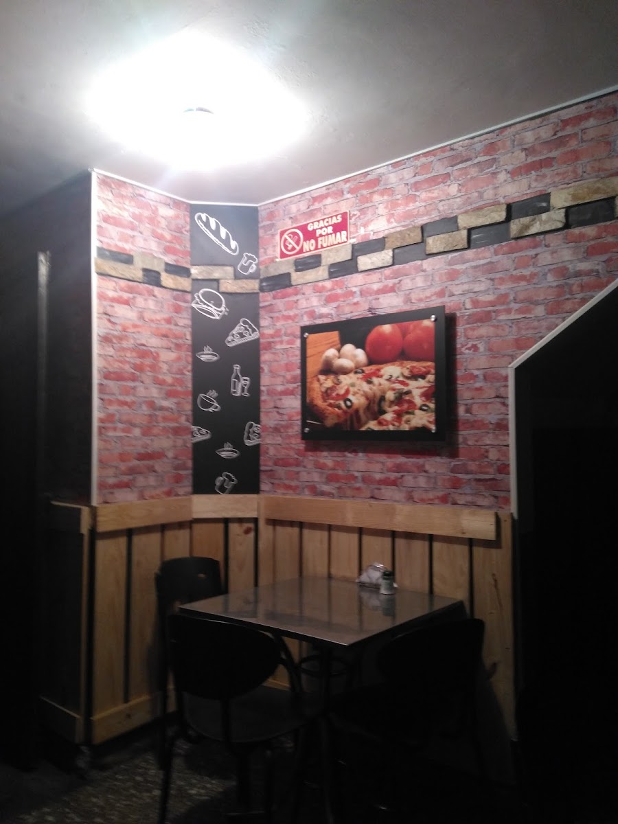 Cavernet Pizza