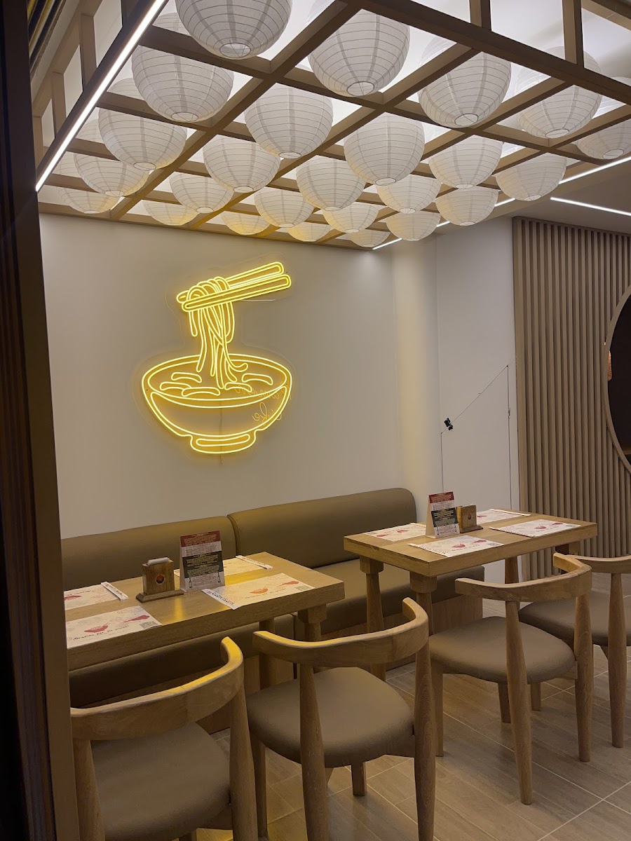 Dame Ramen Laureles