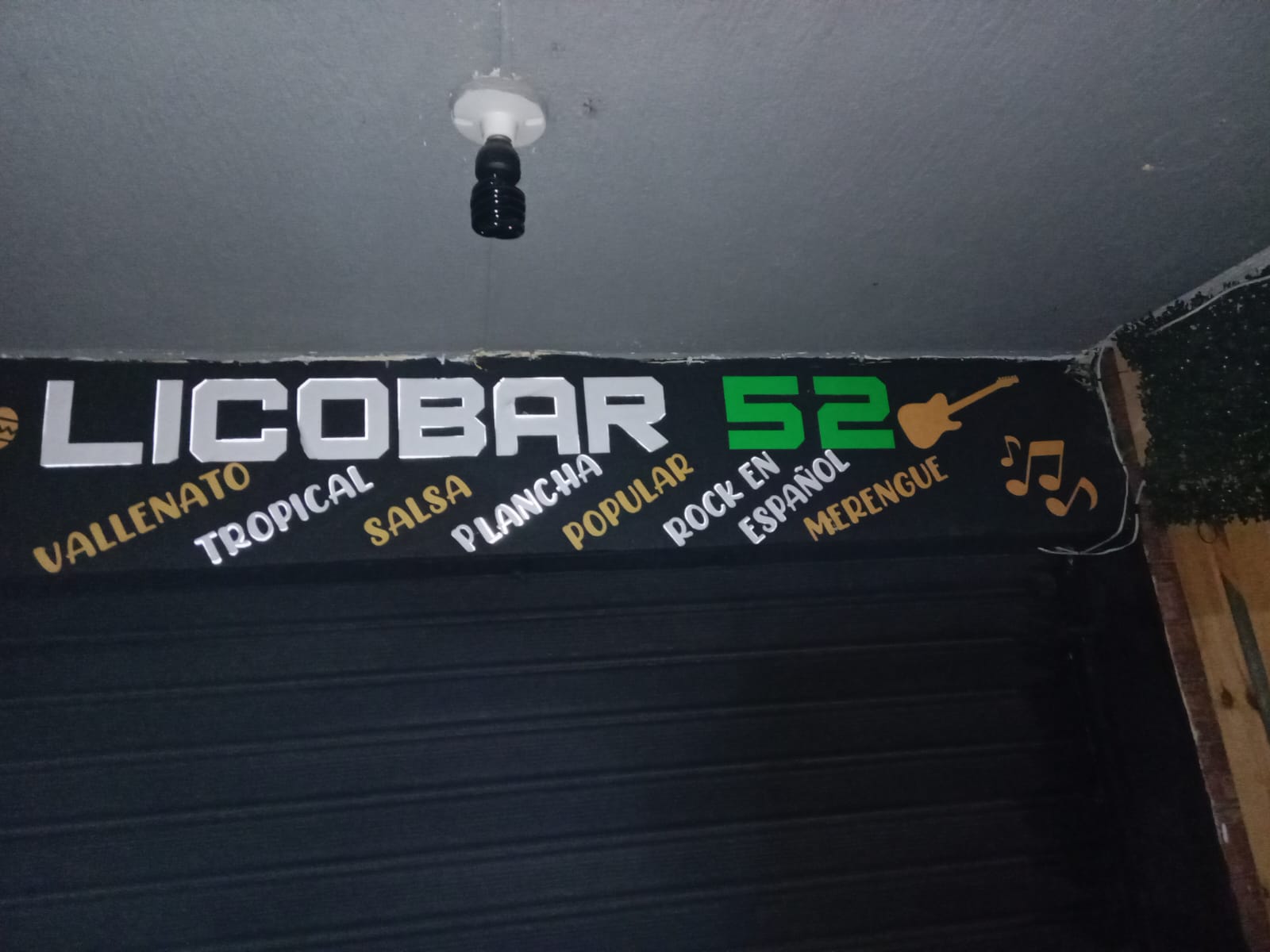 LICOBAR LA 52