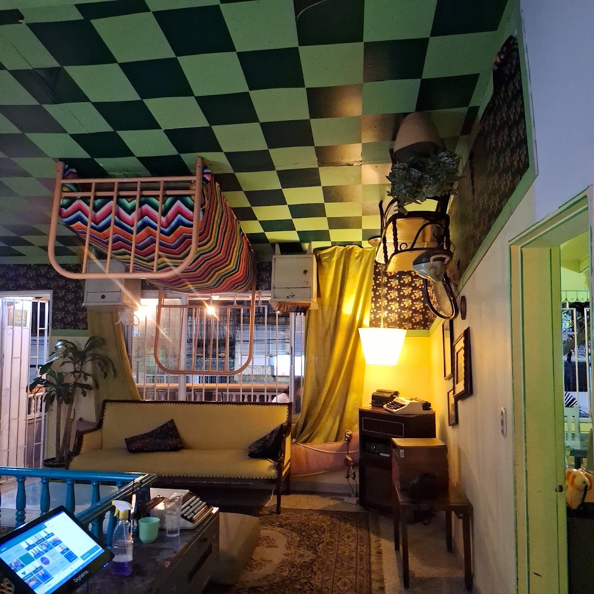 Ambar Bocarriba