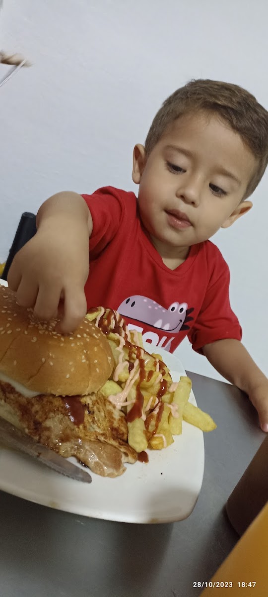 Comidas Rápidas Paonde Germán.