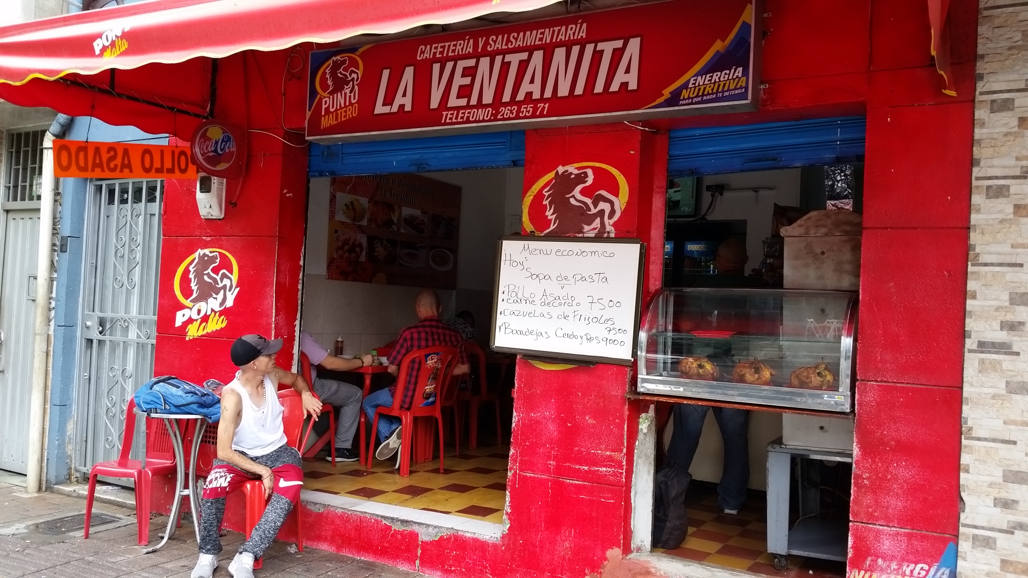 La Ventanita. Cafetería y salsamentaria