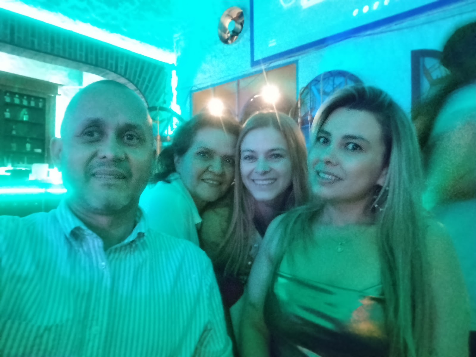 La Milagrosa fonda-bar