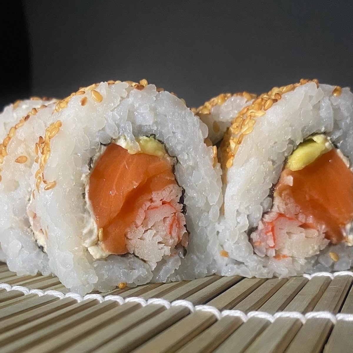 Sushi, Arroz Wok y hamburguesas Kanton House sede San Javier