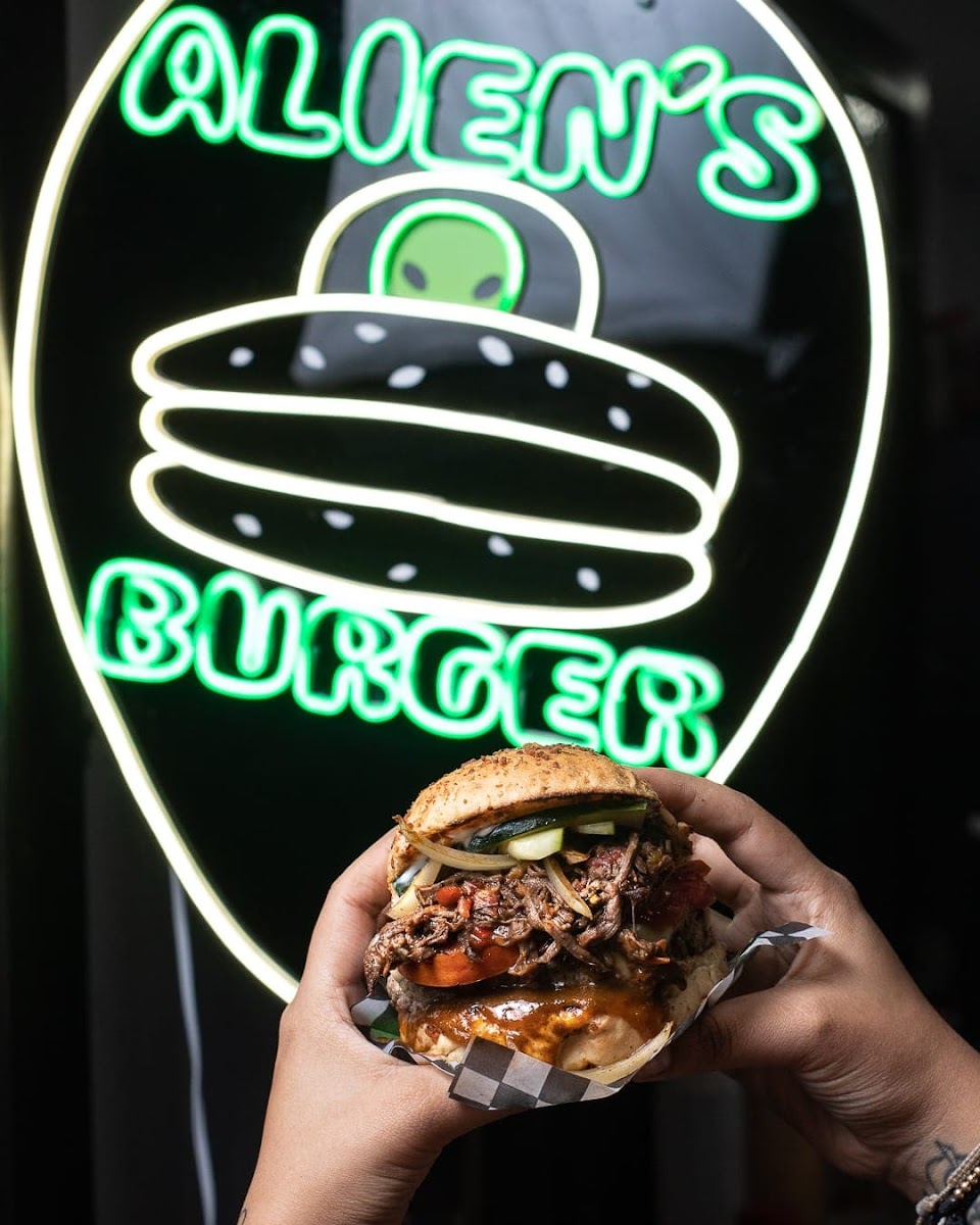 ALIEN'S BURGER