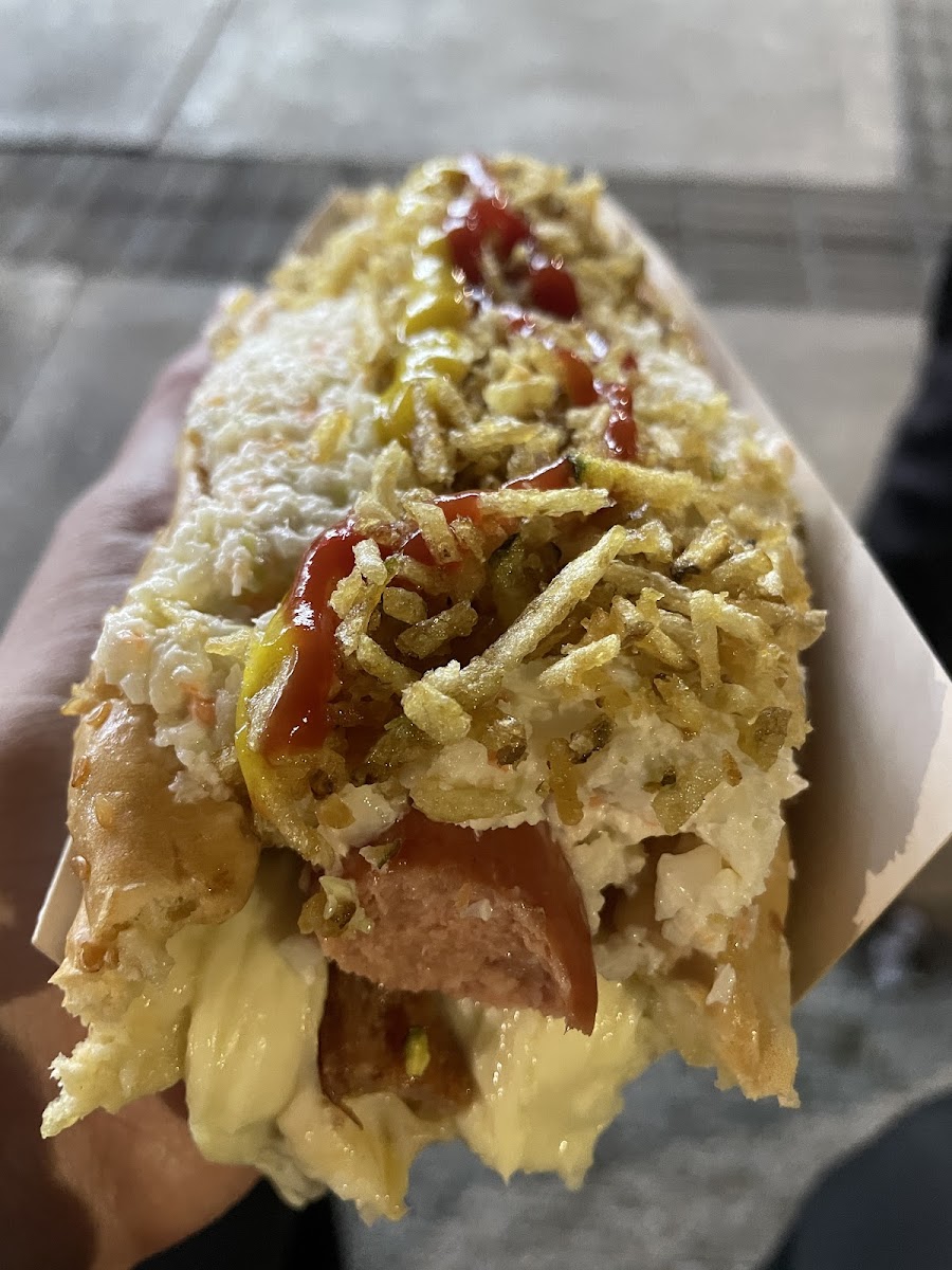 Los Perritos | Perros Calientes y Hamburguesas Sede Universidad