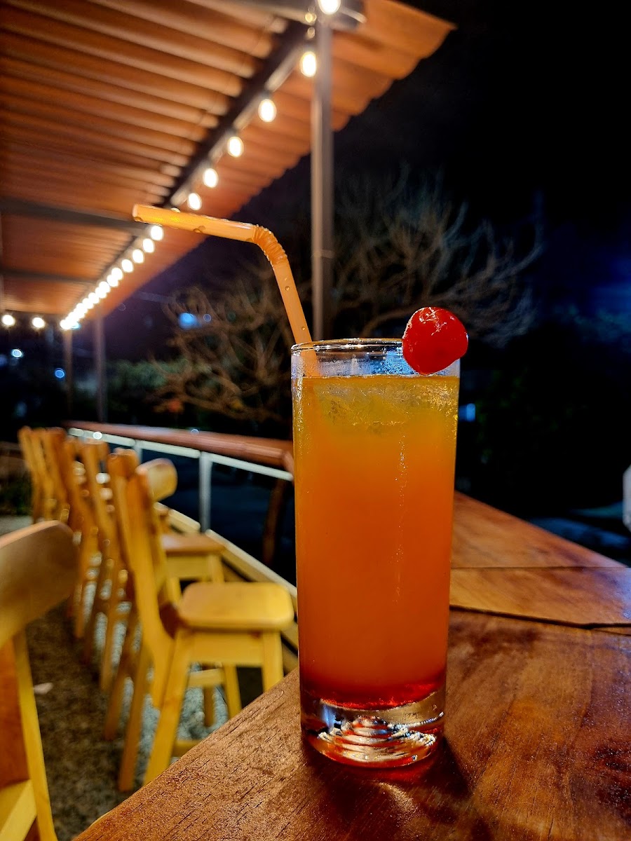 Zona Bistro