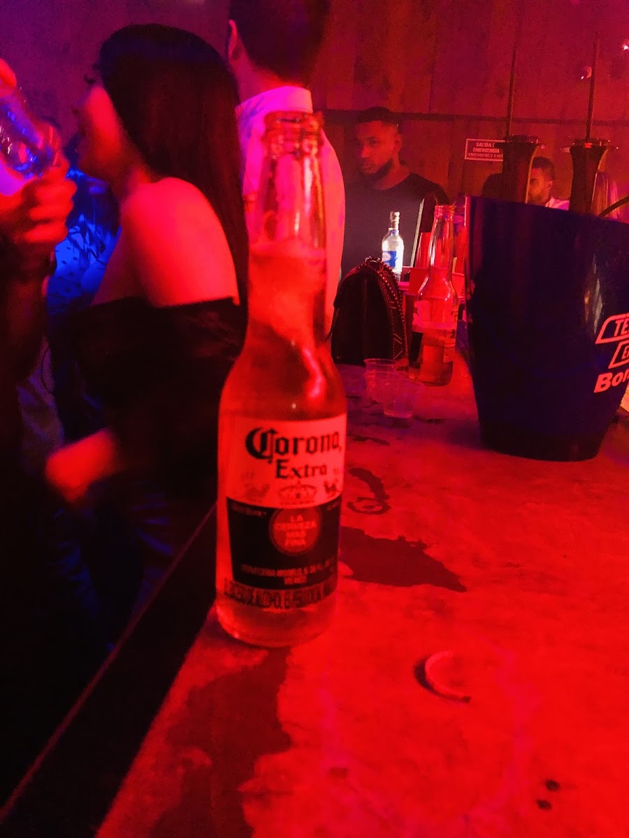 100 Fuegos