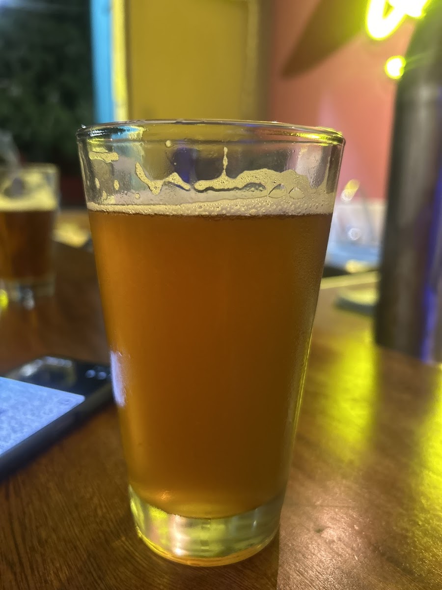 Cervecería Madre Monte & Tap Room