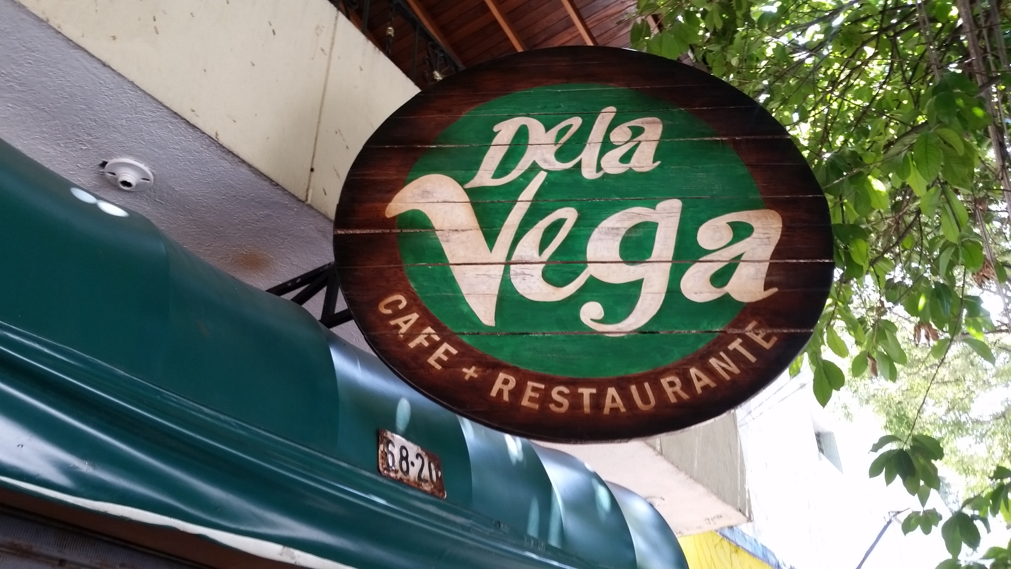 De La Vega. Café - Restaurante