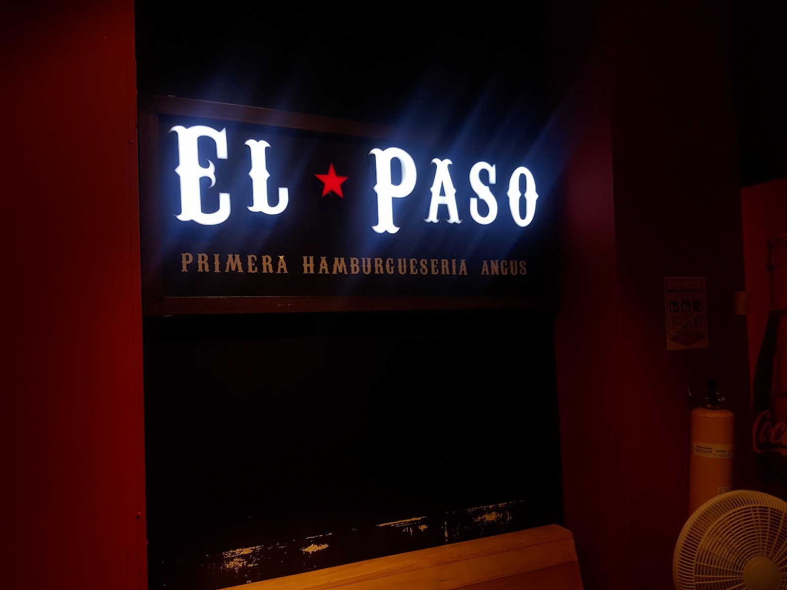 El Paso Primera Hamburguesería Angus