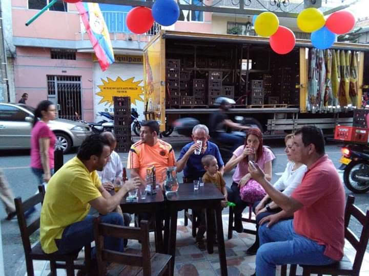 Cores Bar