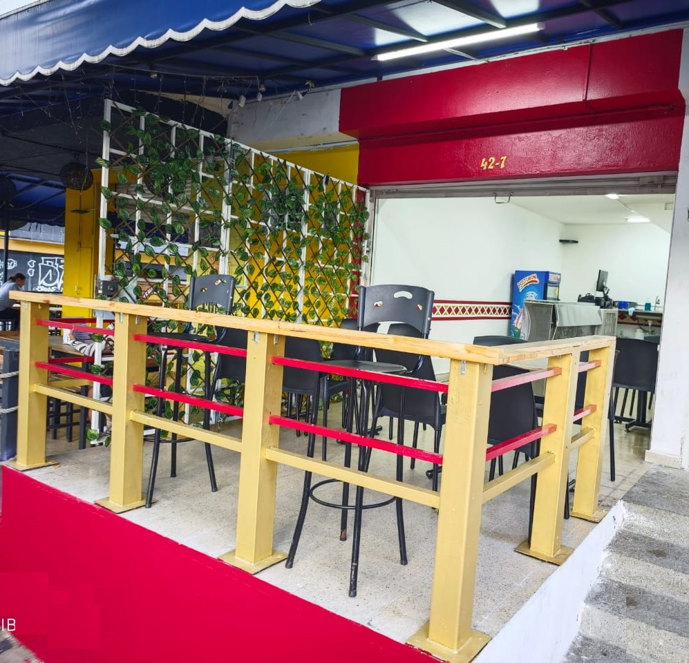 EL LECHON (sede laureles)