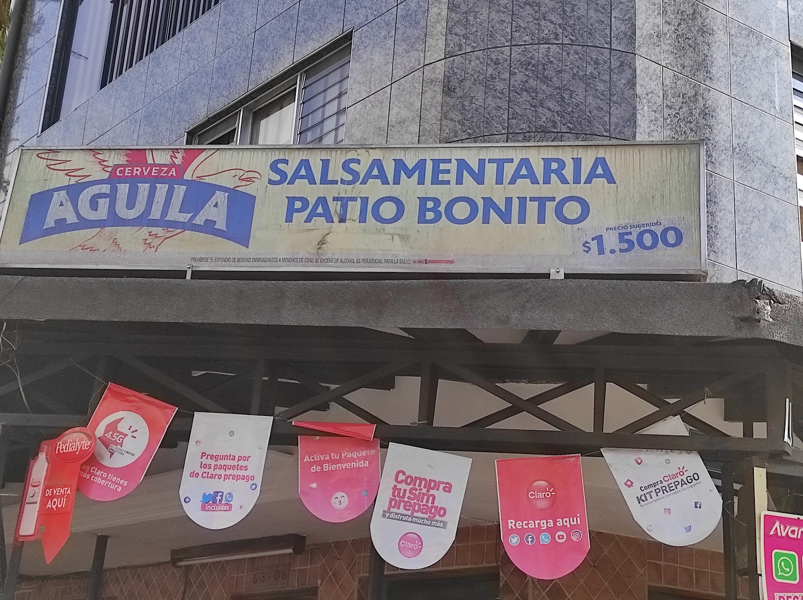Bar Patio Bonito
