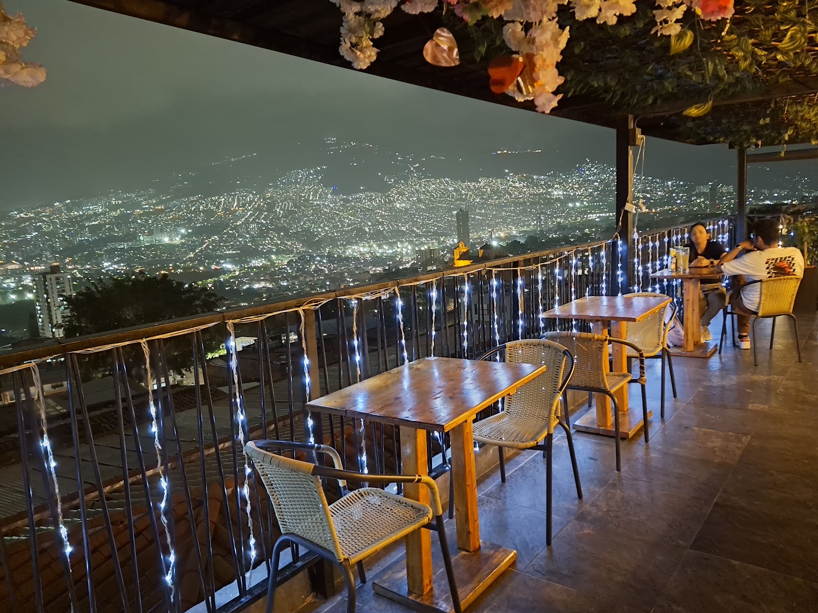 La Rockola Parrilla Bar