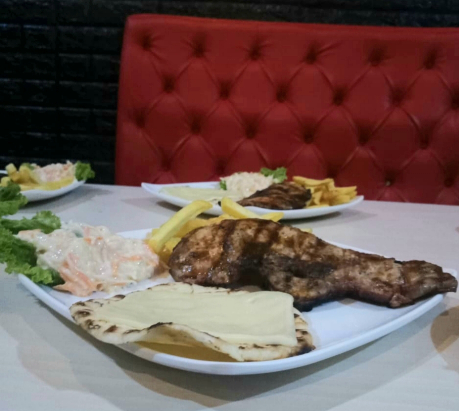 LAS VEGAS PIZZA-PARRILLA & HELADOS