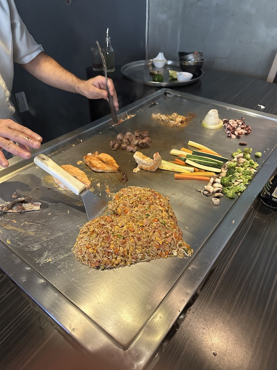 Hanami Teppanyaki Sushi Bar