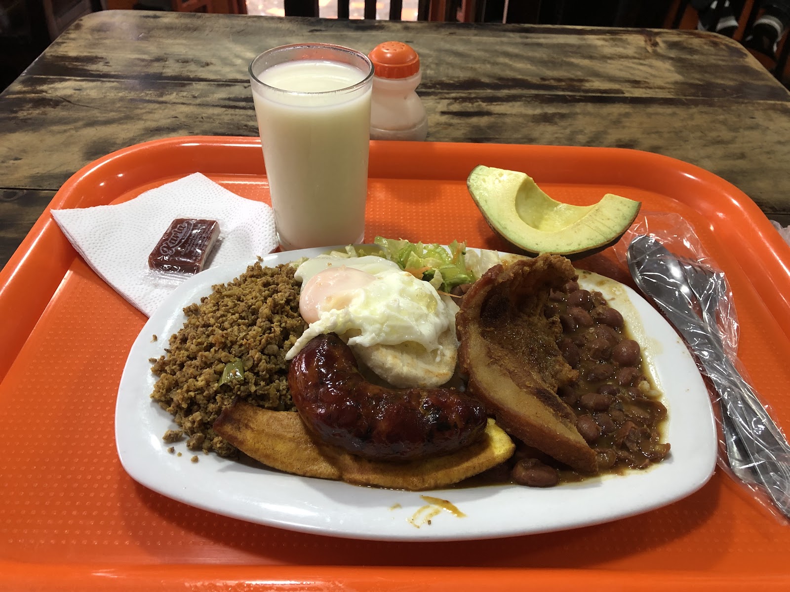 Restaurante El sabor del barrio Colombia