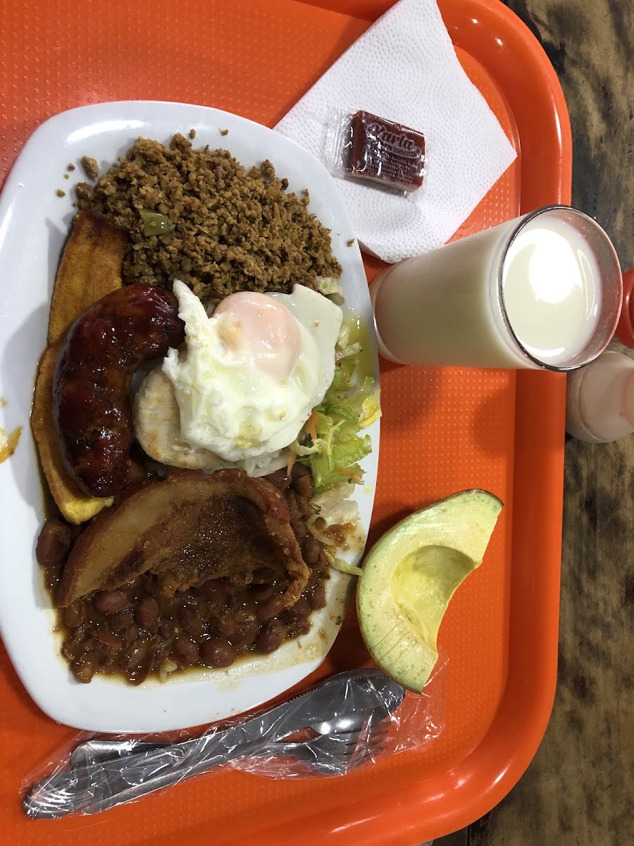 Restaurante El sabor del barrio Colombia