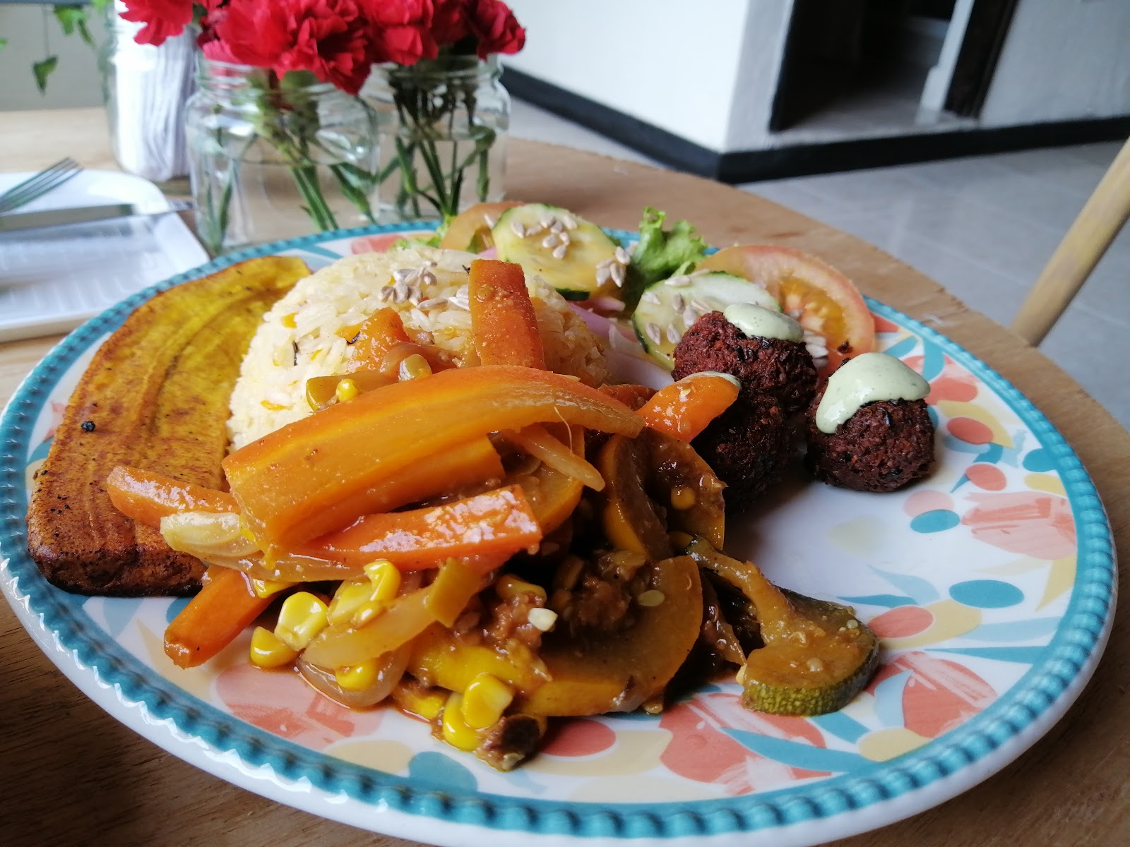 Uchuveggie Cocina consciente. Restaurante vegetariano