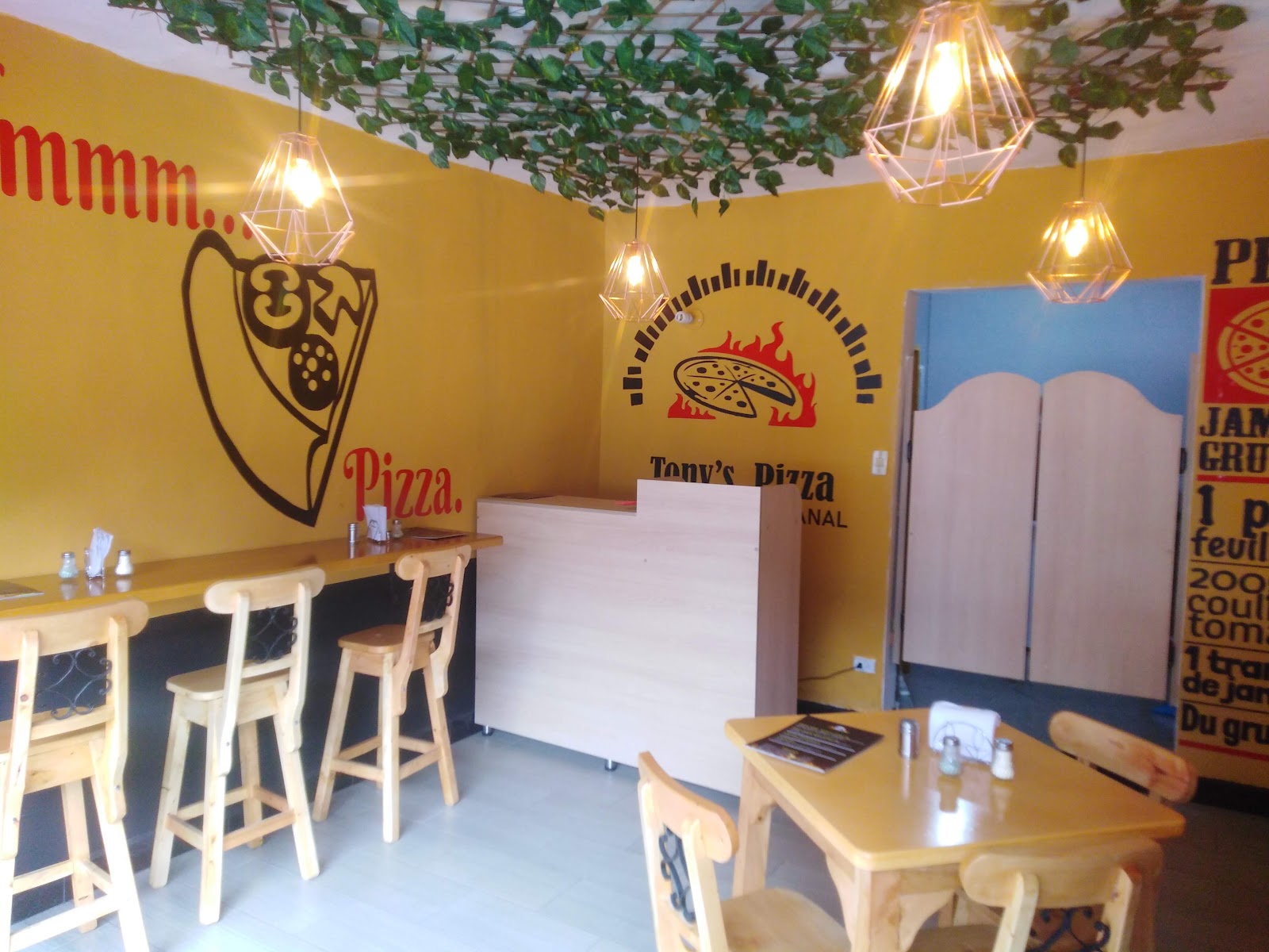 Tony's Pizza