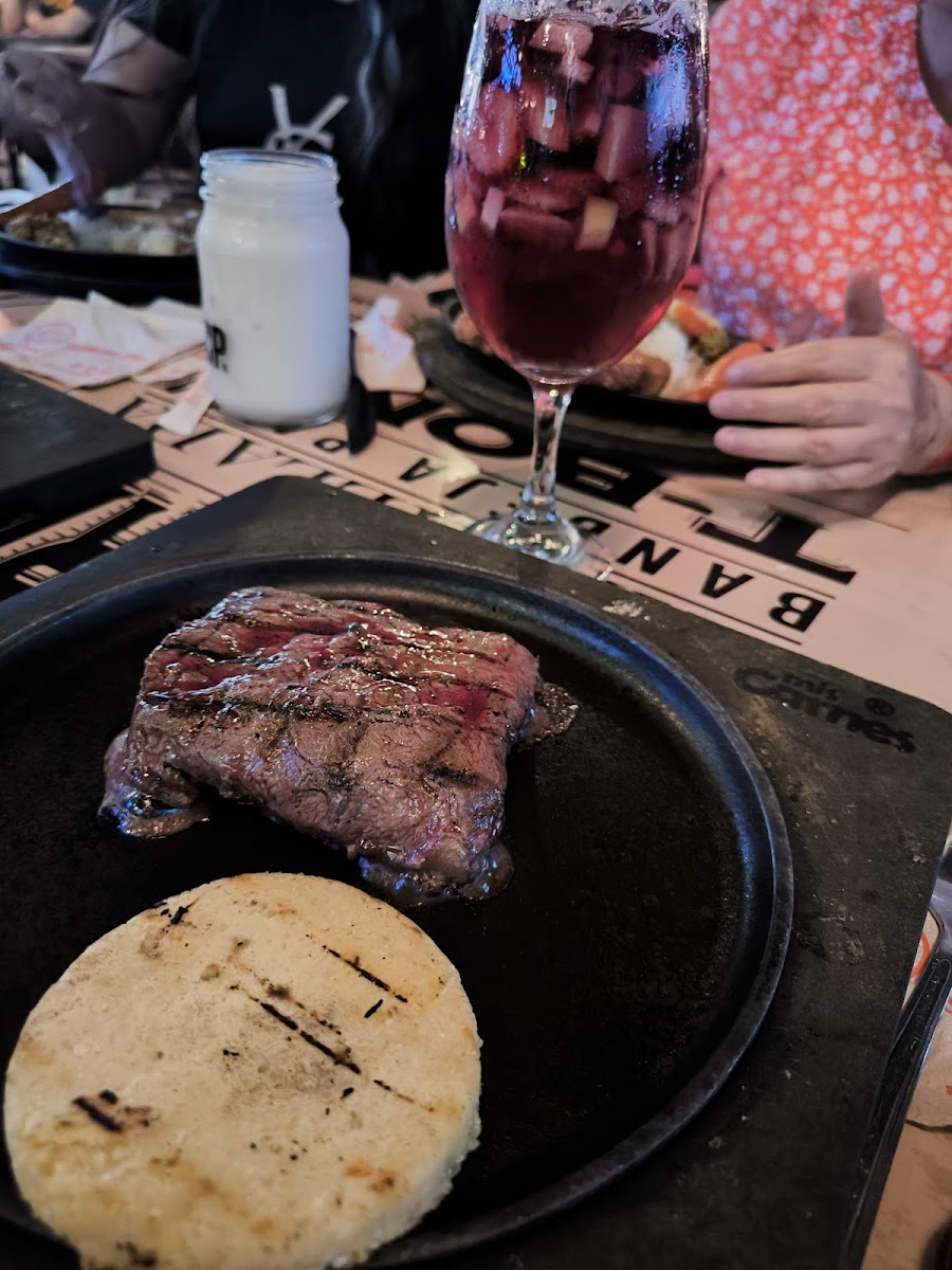 Mis Carnes Parrilla Laureles