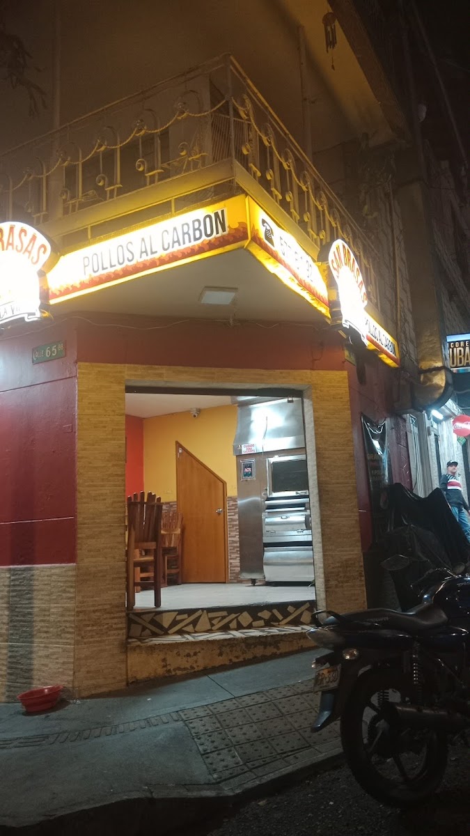 San brasas de la Villa pollo