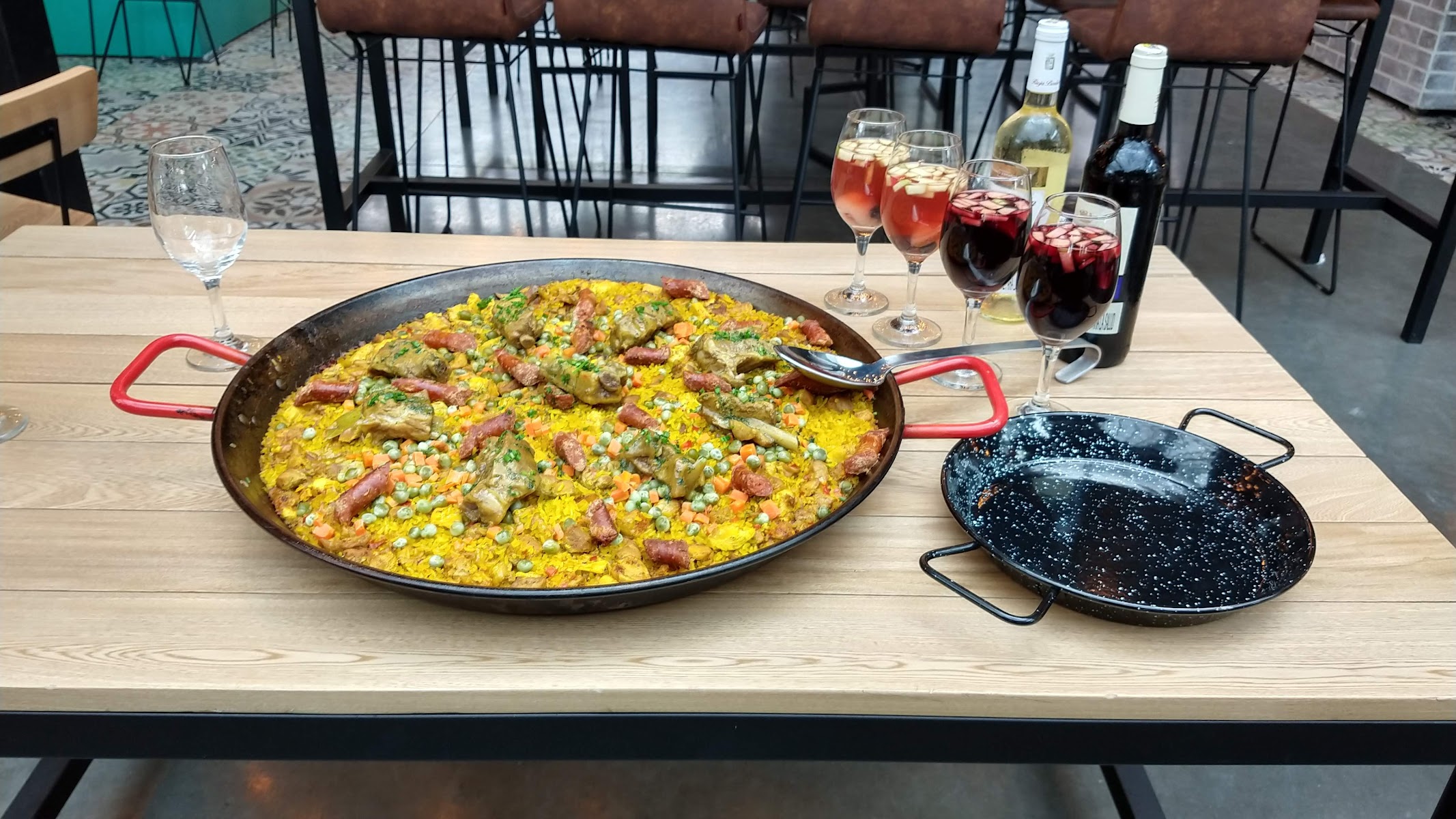San Miguel Paellas sede Viva Envigado