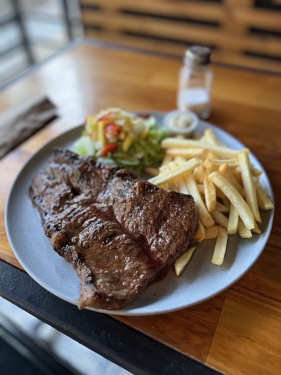 Oveja Negra - Bar and Food