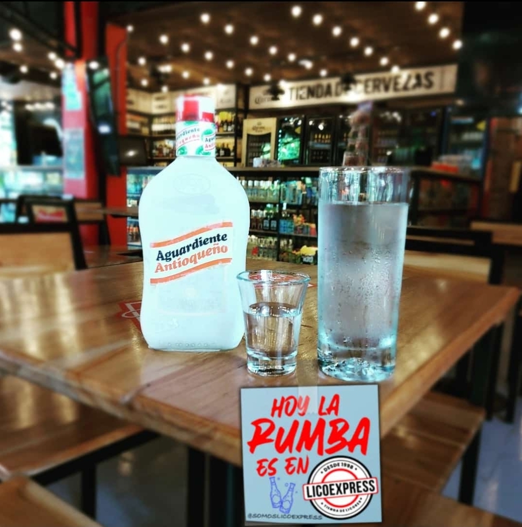 LicoExpress Black - Laureles