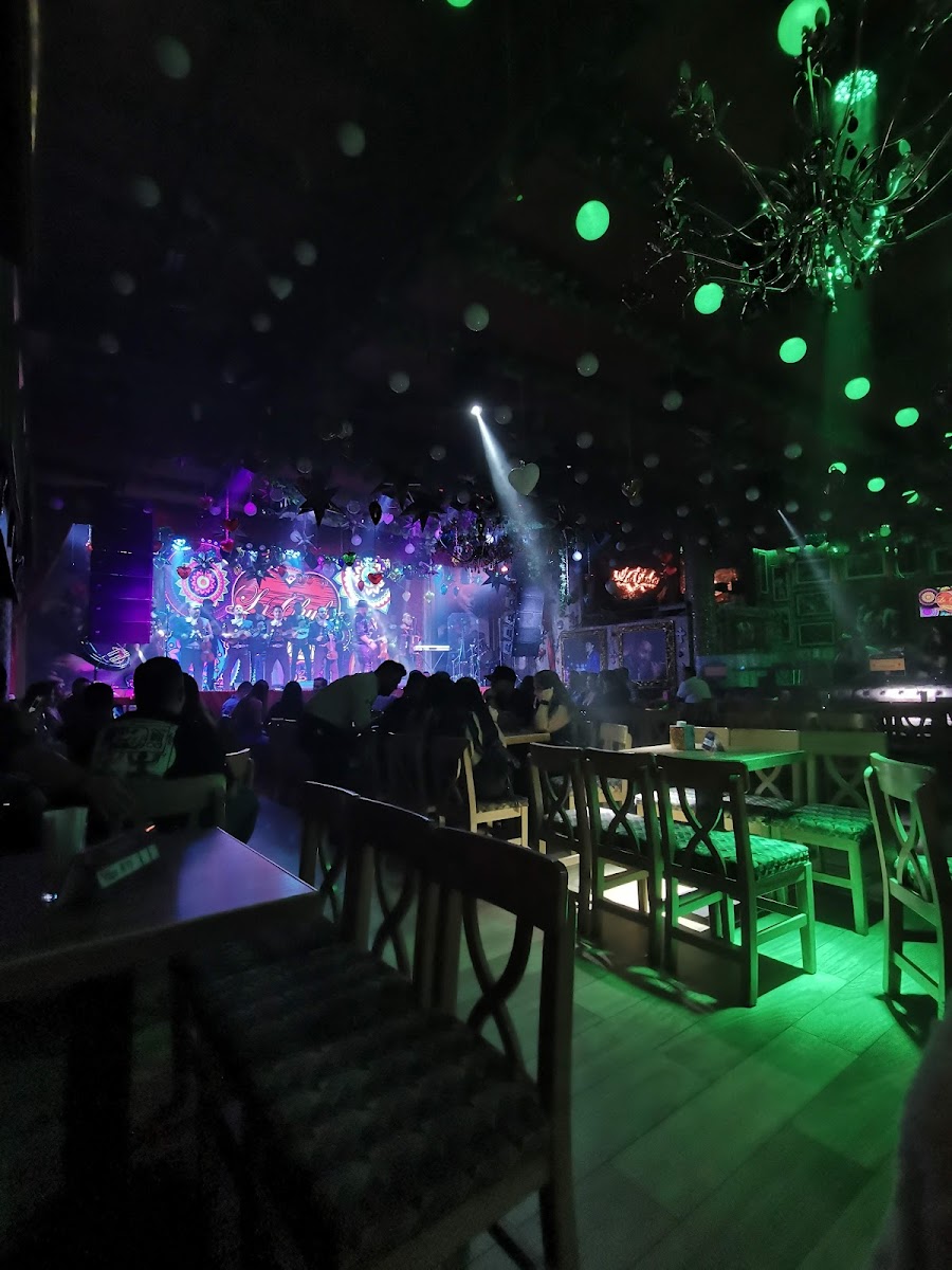 La Chula Cantina