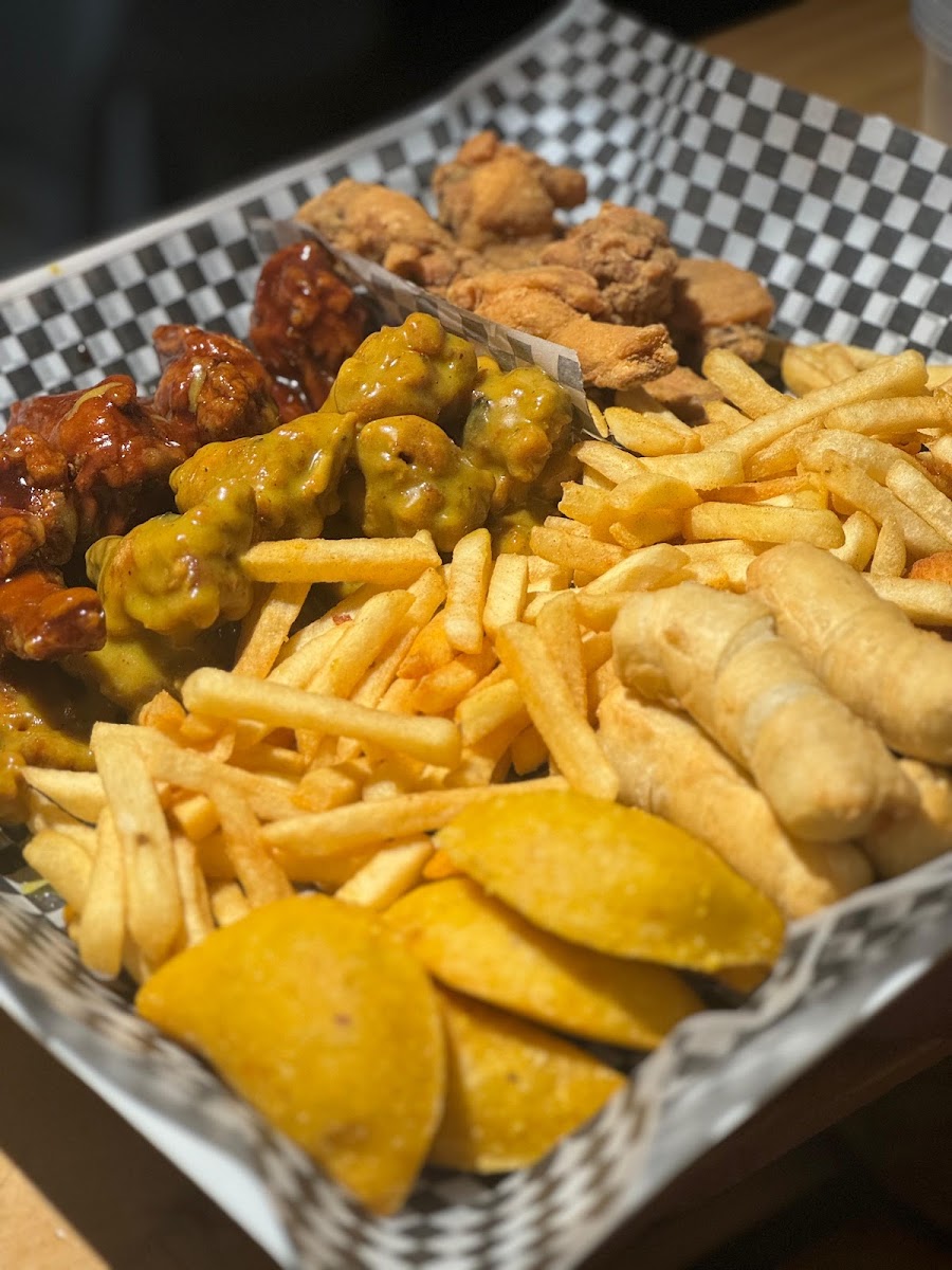 Poker Wings (Sede Santa Fé)