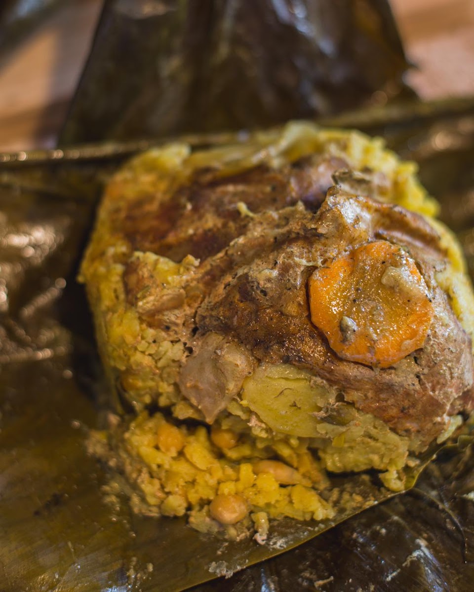 Tamales Y Lechona Doña Yaque