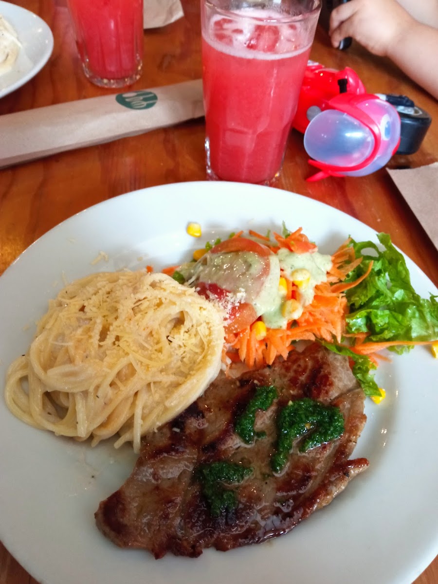 Il Vizzto pasta y carne