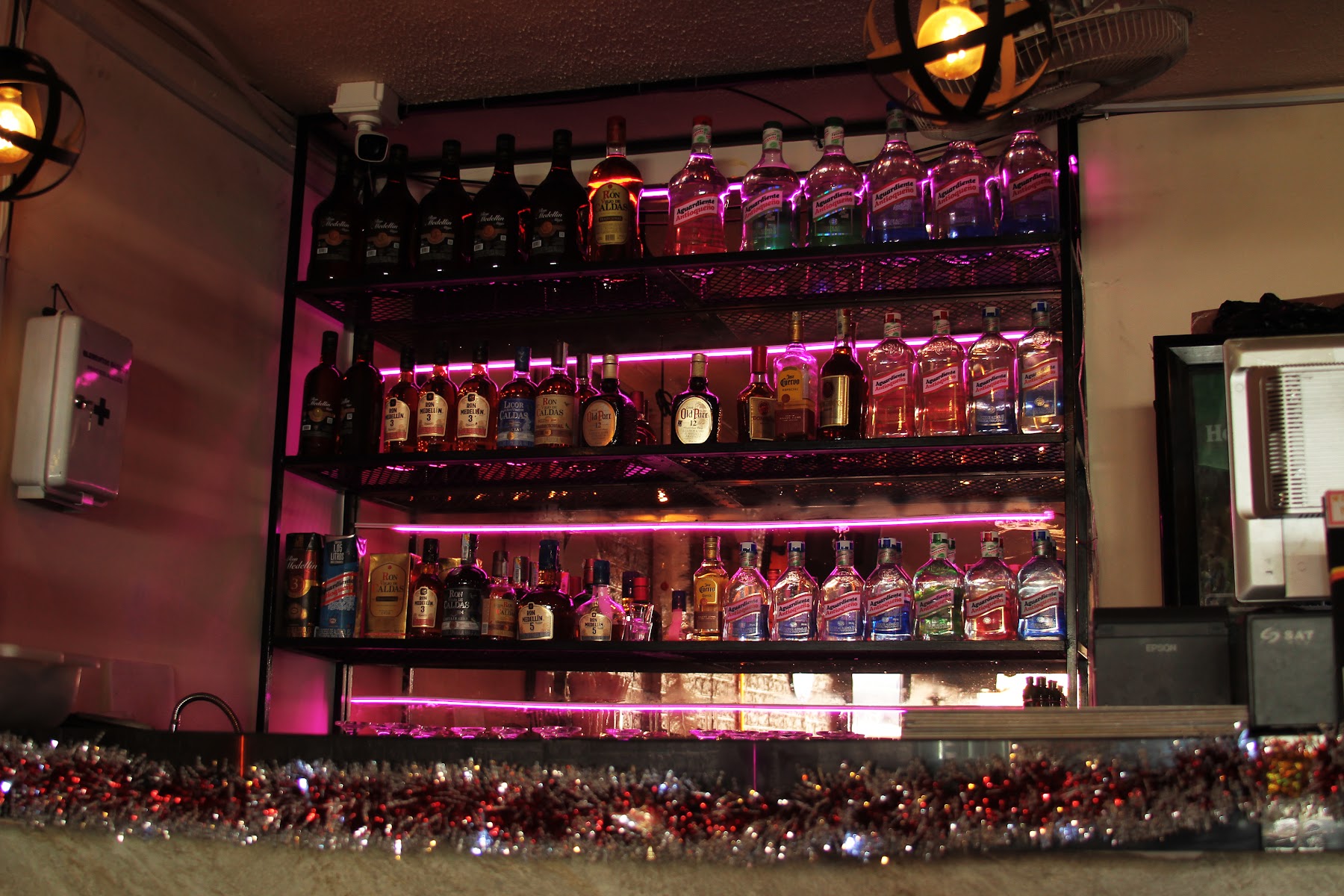 Monarca Gastro Bar - La 70