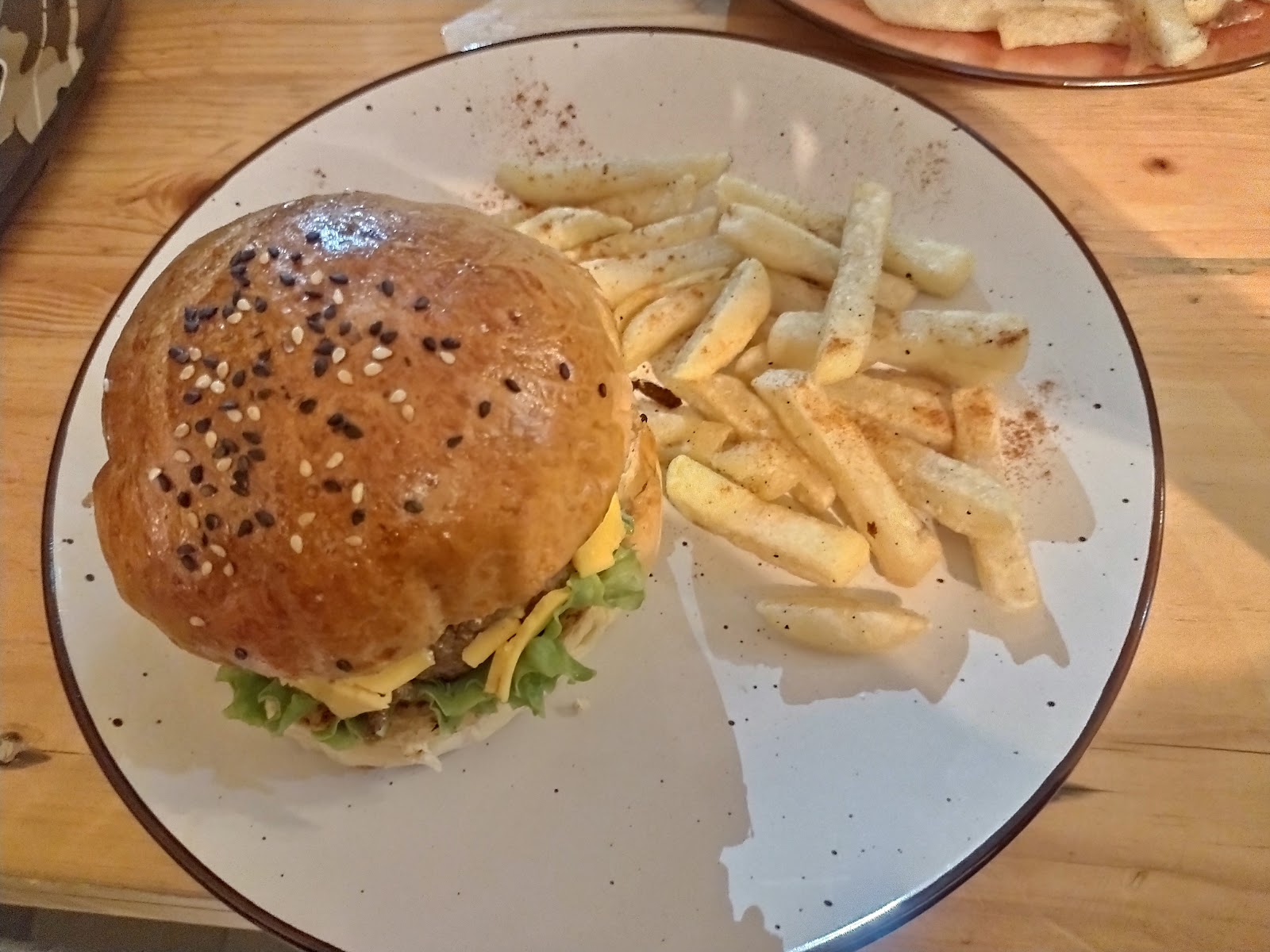La Grata Burgers And Fries