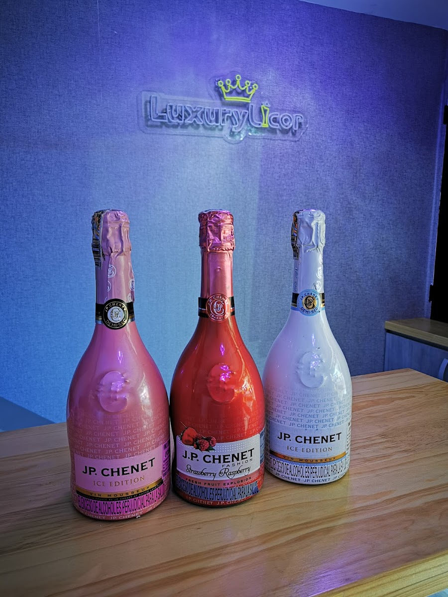 Luxury Licores 92