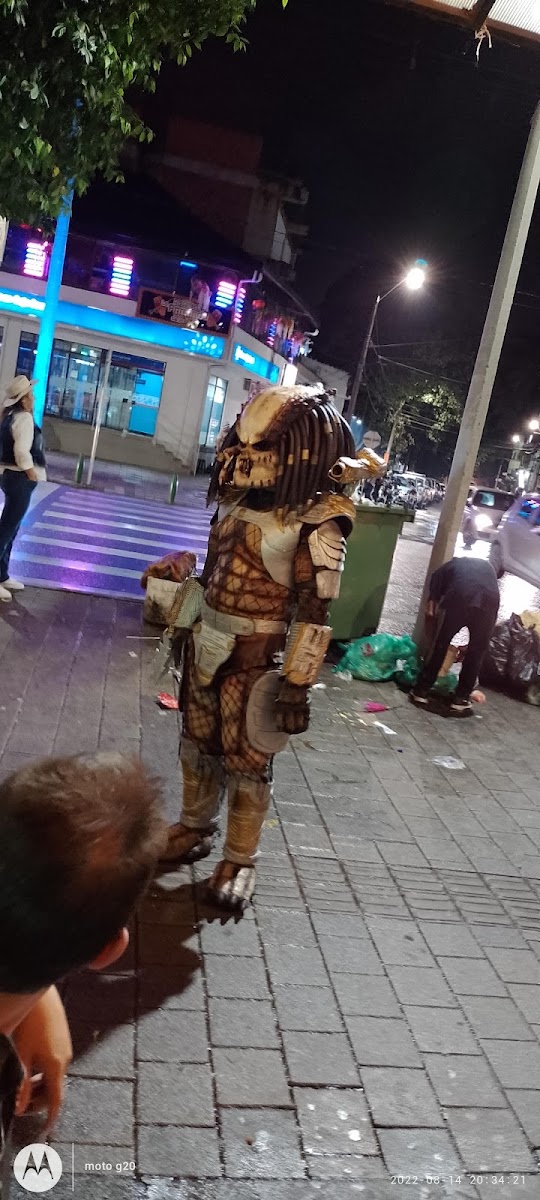 punto de encuentro la 70