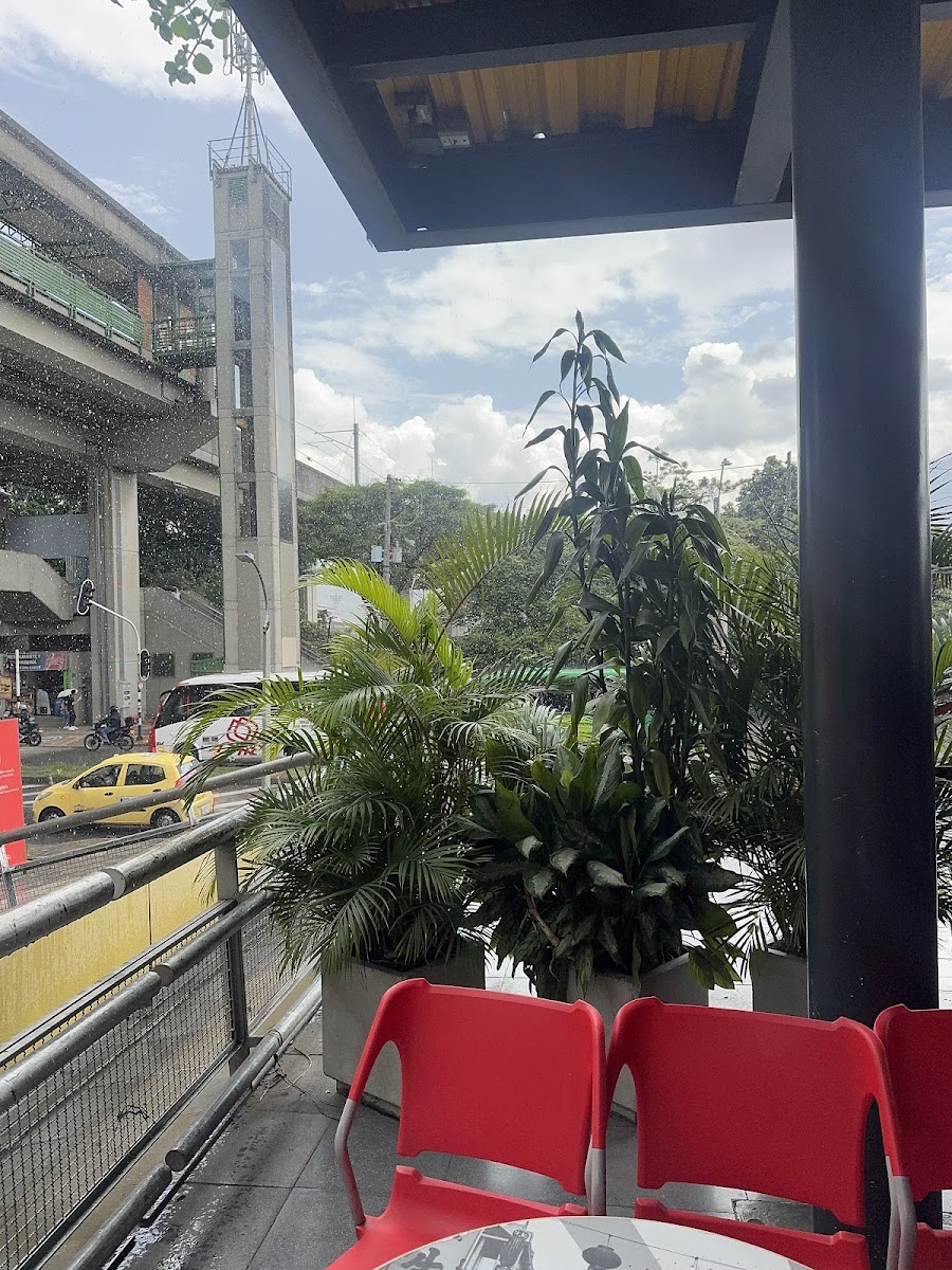 Restaurante Y Panadería La Zona Del Sabor