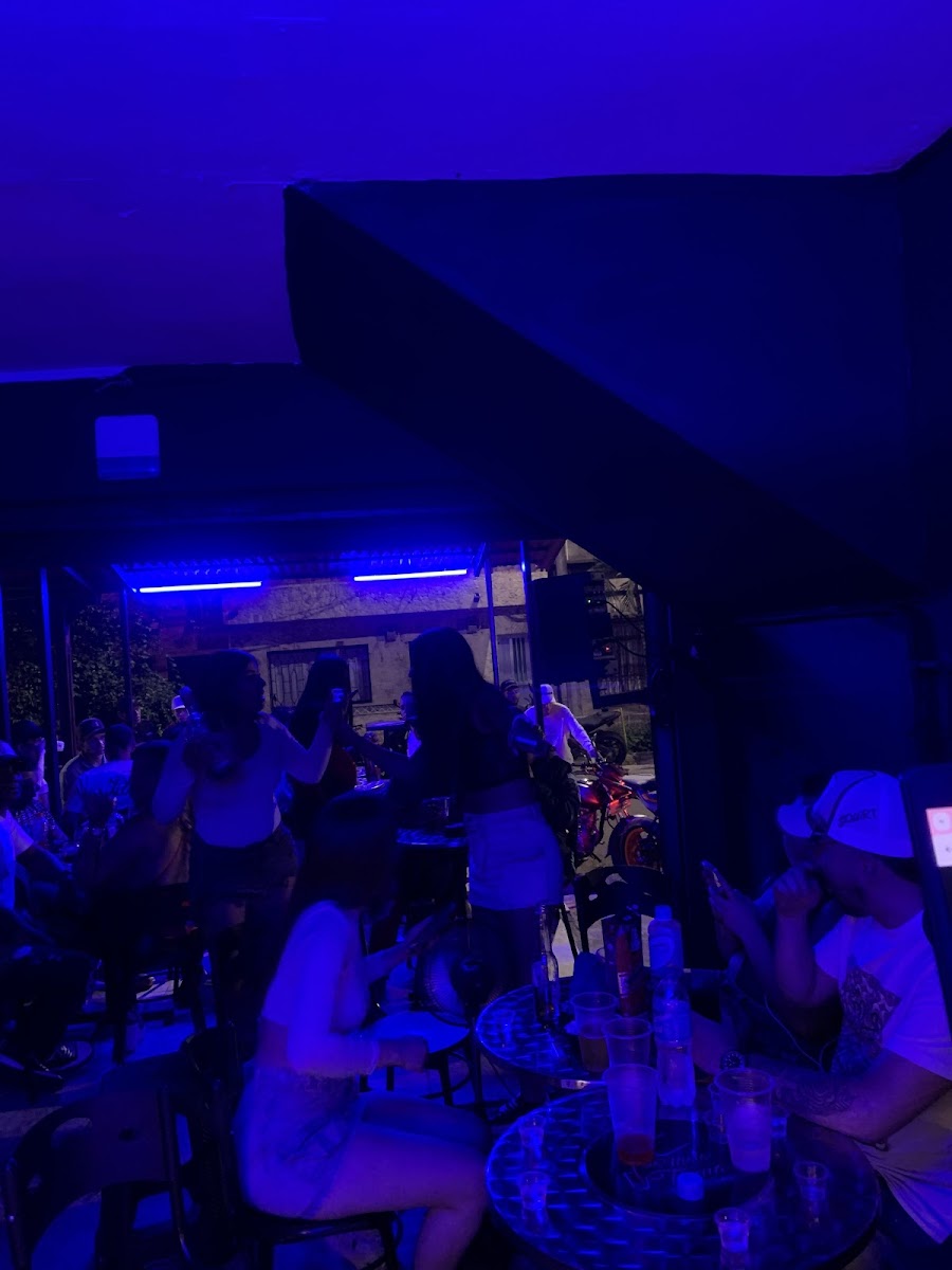 La Mala Fama Bar