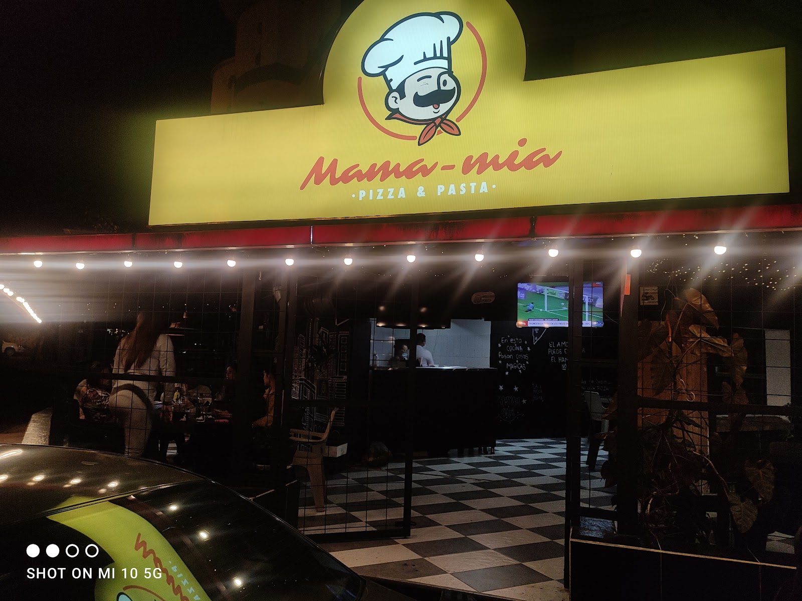Mama Mía Pizzería