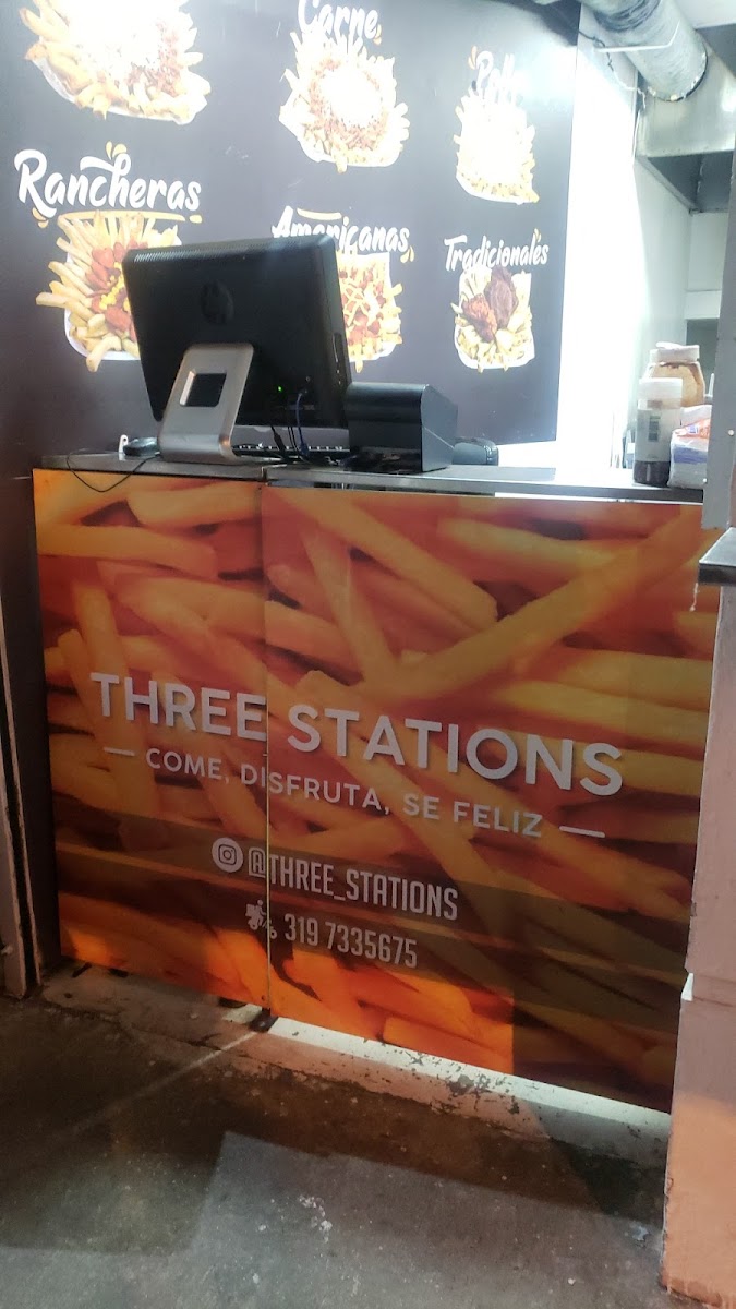 Three Stations La Estrella