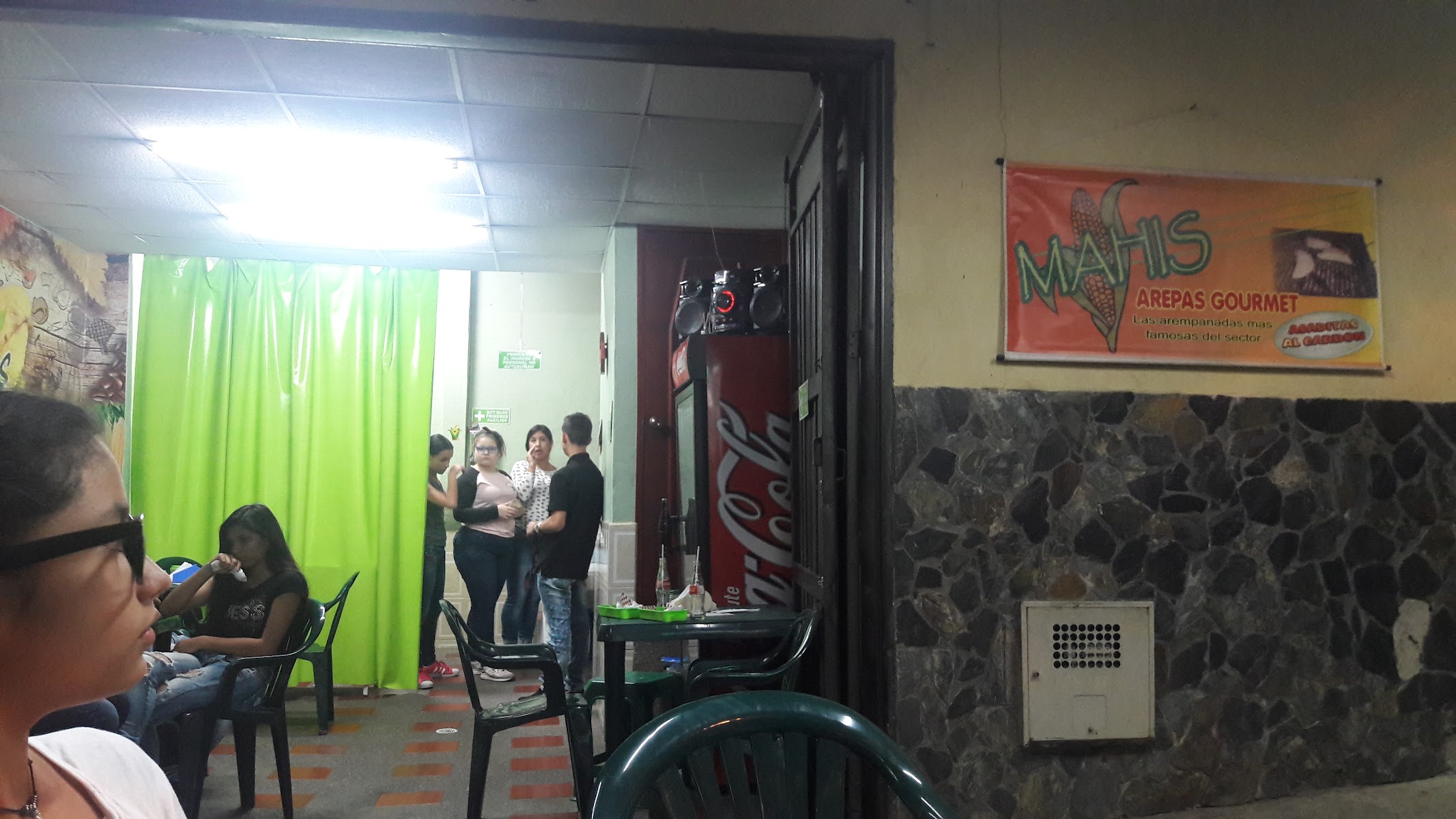 Mahis Arepas Gourmet