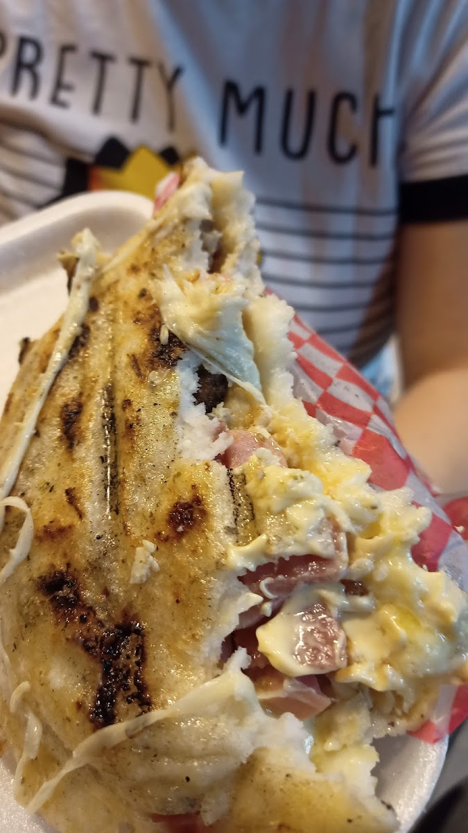 Mahis Arepas Gourmet