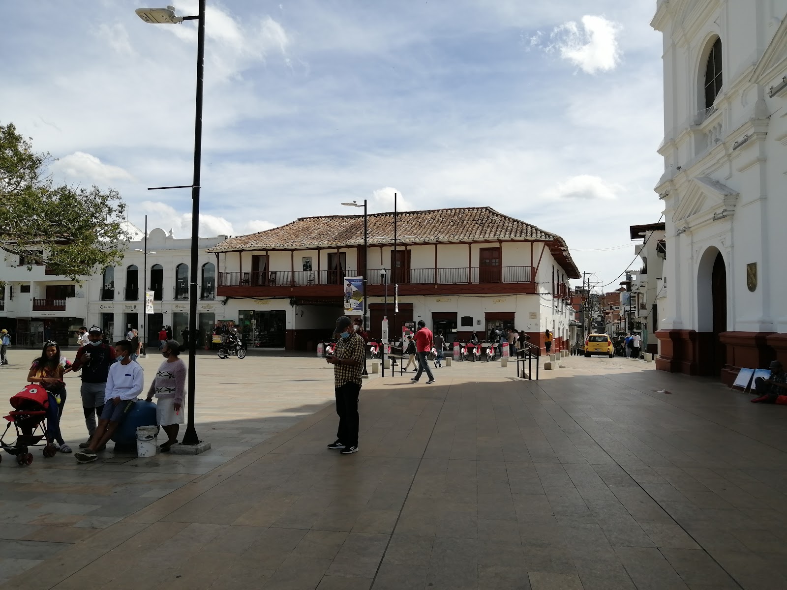 ARKANA BAR
